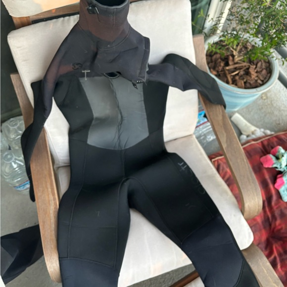 Sisstr revolution 4/3 hooded wetsuit - Picture 11 of 11